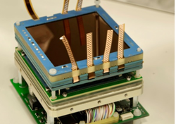 Opracowany detektor GEM dostosowany do wymagań technologii CubeSAT (przed umieszczeniem w obudowie)